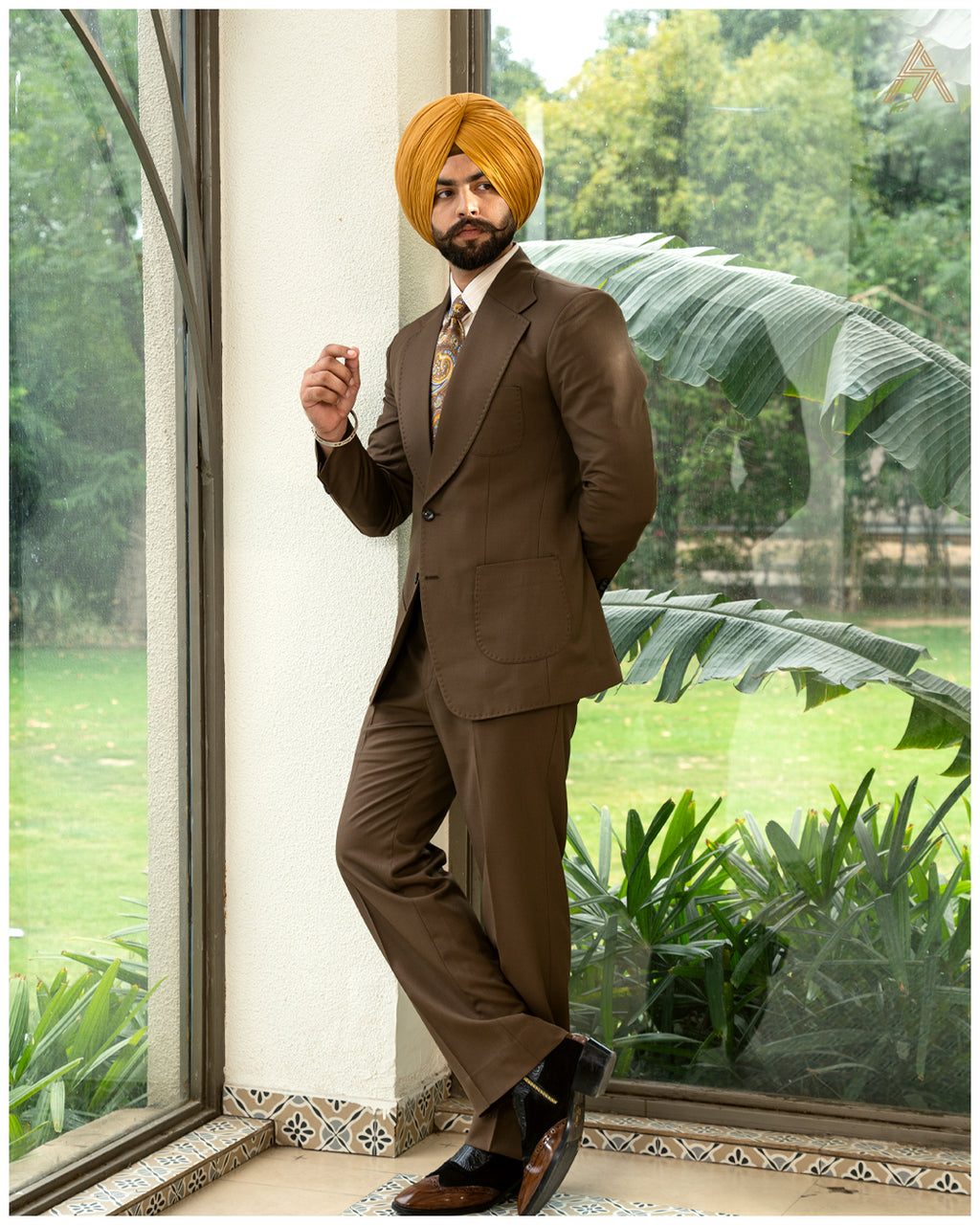 Rich Brown Single-Breasted Suit