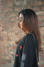 Gul Noir Linen Kurta Set
