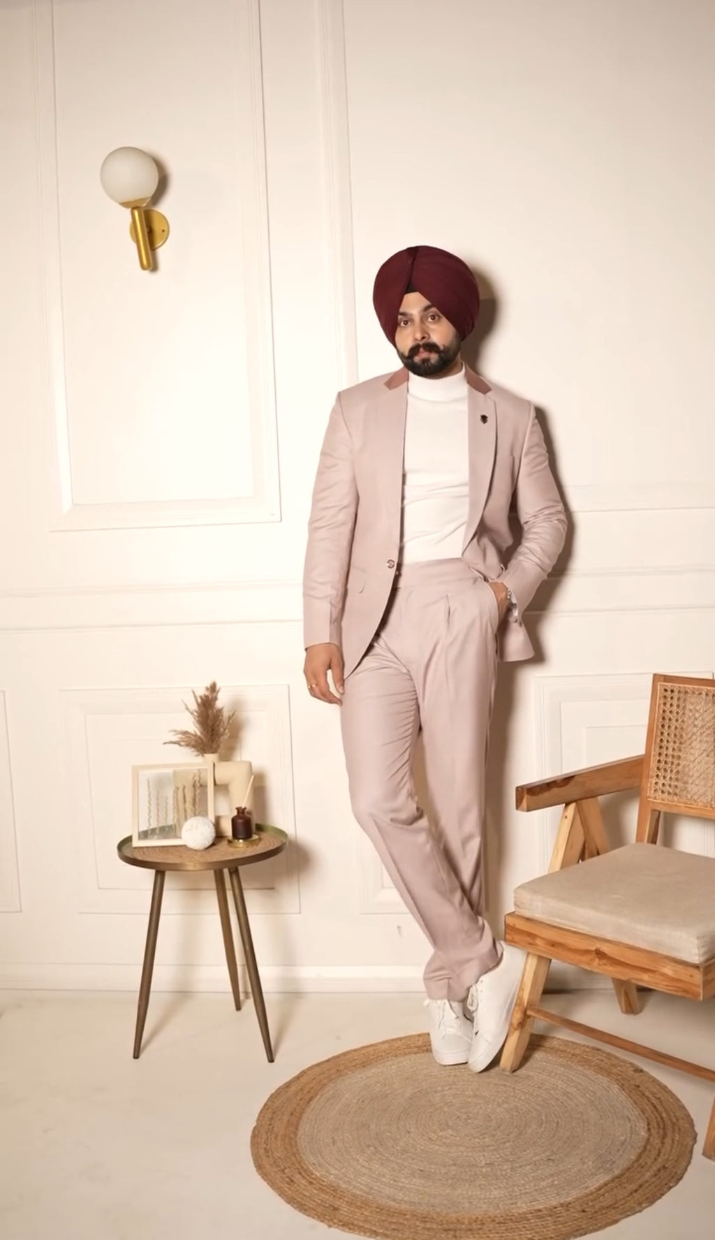Pink Houndstooth Check Suit with Collar Detailing